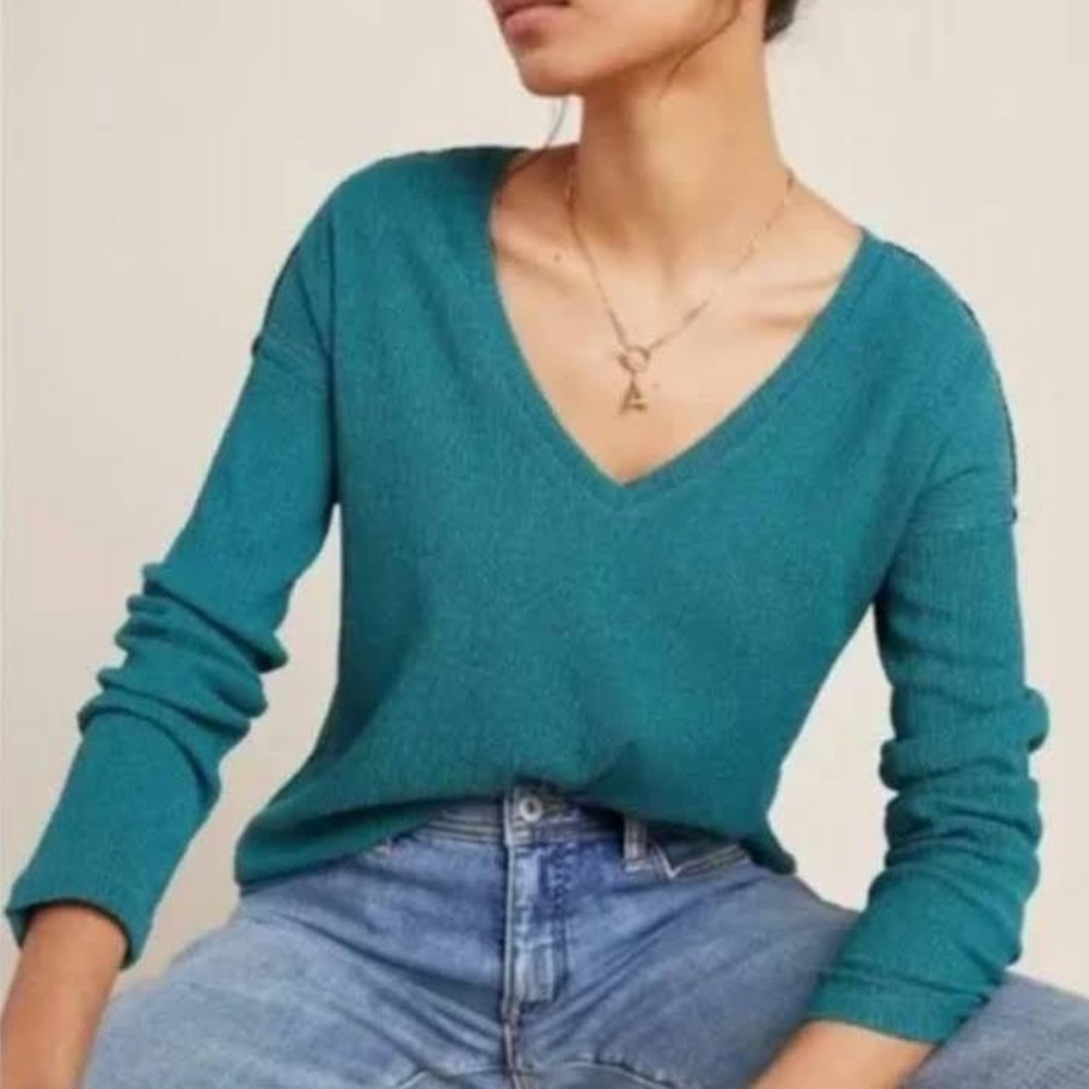 NWT Anthropologie Teal Textured V-Neck Women's  Long Sleeve Top Size Small